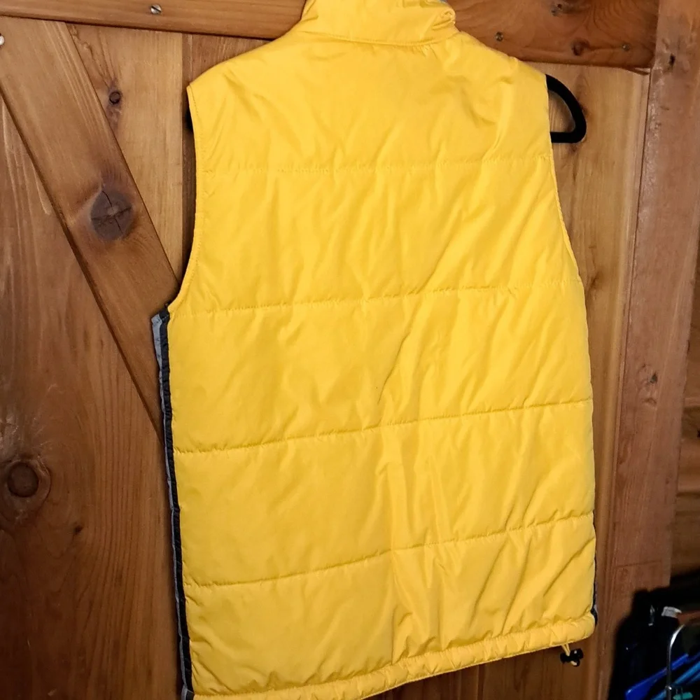 FLASH SALE Tommy Hilfiger puffer vest L - Picture 5 of 7